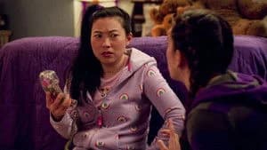 Awkwafina Is Nora from Queens 2. Sezon 7. Bölüm