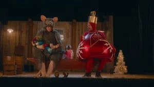 Hjem til jul 3. Sezon 6. Bölüm