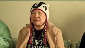 Awkwafina Is Nora from Queens 2. Sezon 5. Bölüm
