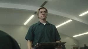 DAHMER - Monster: The Jeffrey Dahmer Story 1. Sezon 9. Bölüm