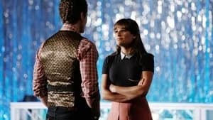 Glee 6. Sezon 1. Bölüm
