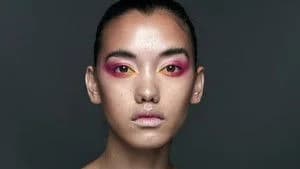 Glow Up: Britain's Next Make-Up Star 1. Sezon 1. Bölüm