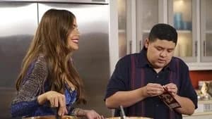 Modern Family 8. Sezon 19. Bölüm