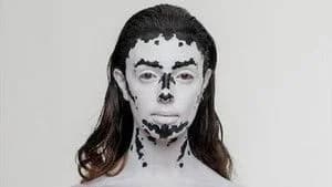 Glow Up: Britain's Next Make-Up Star 1. Sezon 4. Bölüm