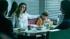 FROM 1. Sezon 4. Bölüm