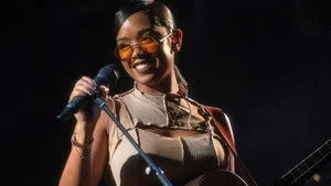 H.E.R.