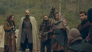 Demir Kalenin Kuzgunları: Ahşap Sandığın Muhafızları